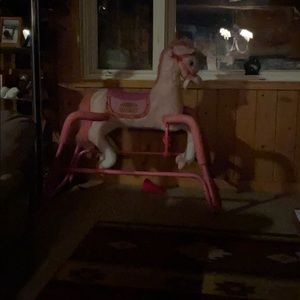 Meet your Posher, Lorena